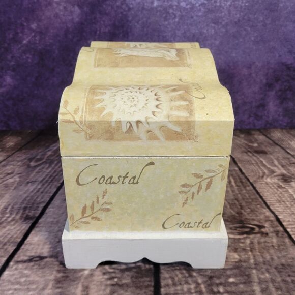 Chest/Keepsake Box  - Picture 8 of 13